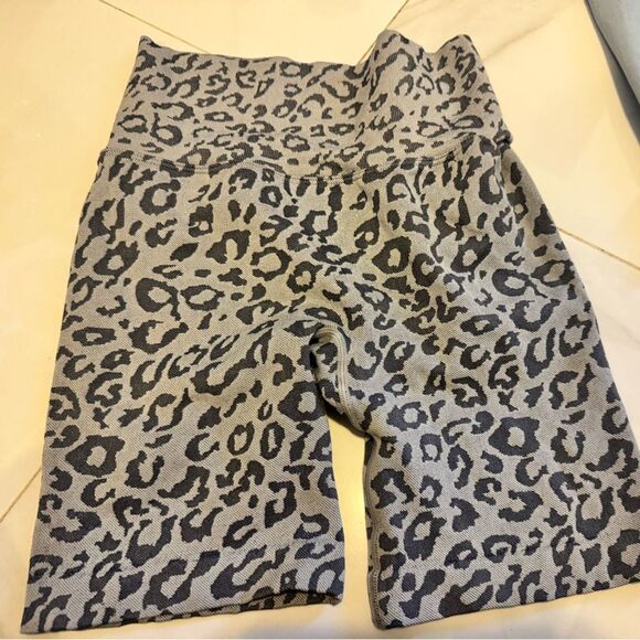 SHEIN Leopard Print Athletic Shorts - Gray, orange, Green #14 - Picture 6 of 7